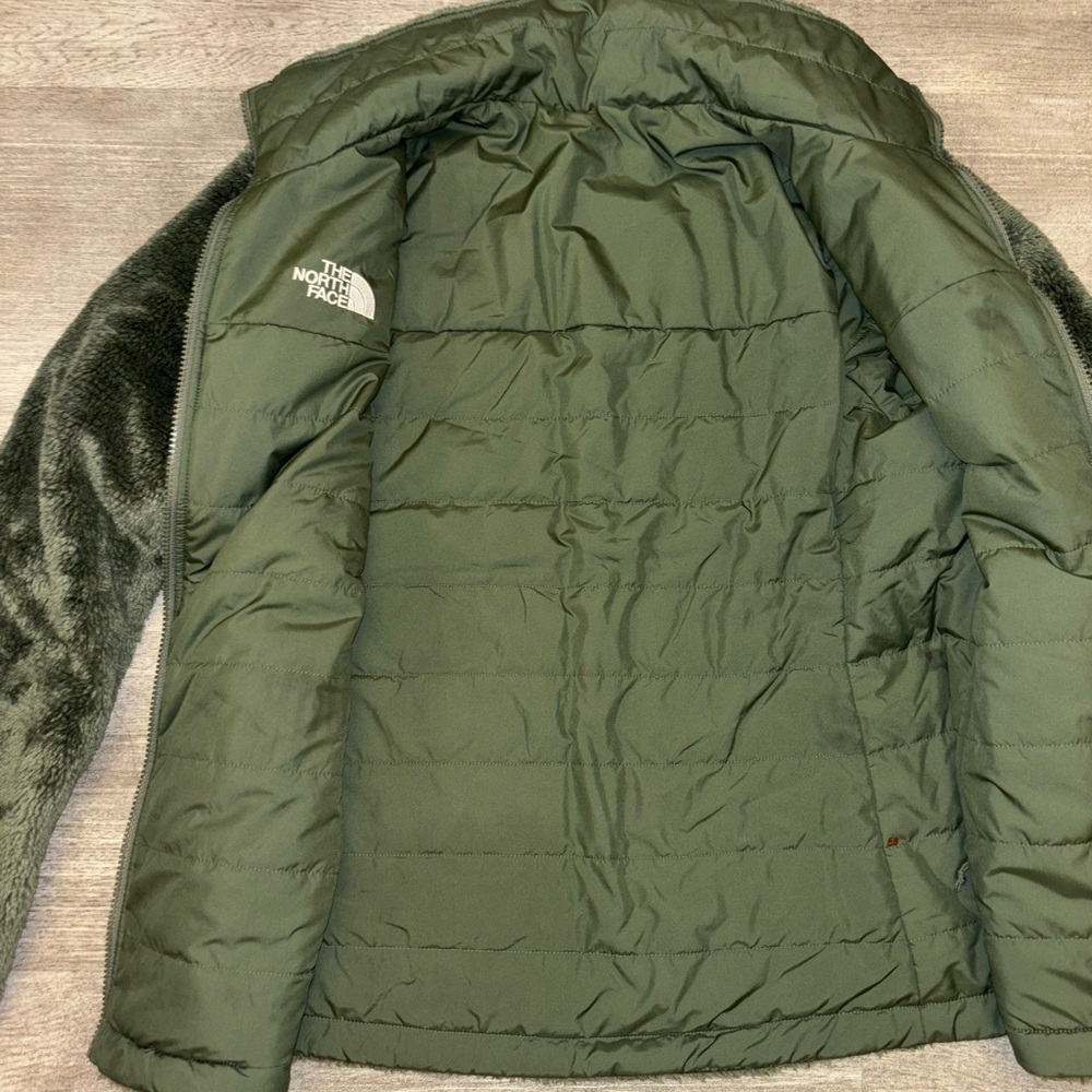 Green North Face Reverse-Able Jacket - image 5